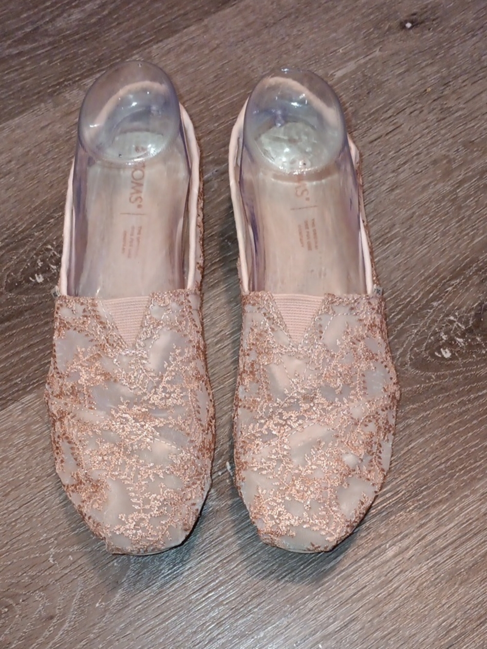 Toms Preloved Women’s Rose Gold Embroidered Slip-On Flat. Fair Condition